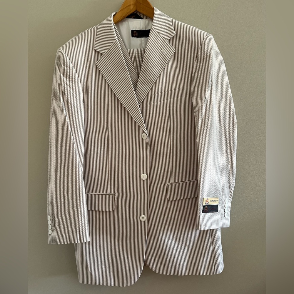 Elegant Pinstripe Tree Piece Suit by Palline   - White and Gray New, no tags